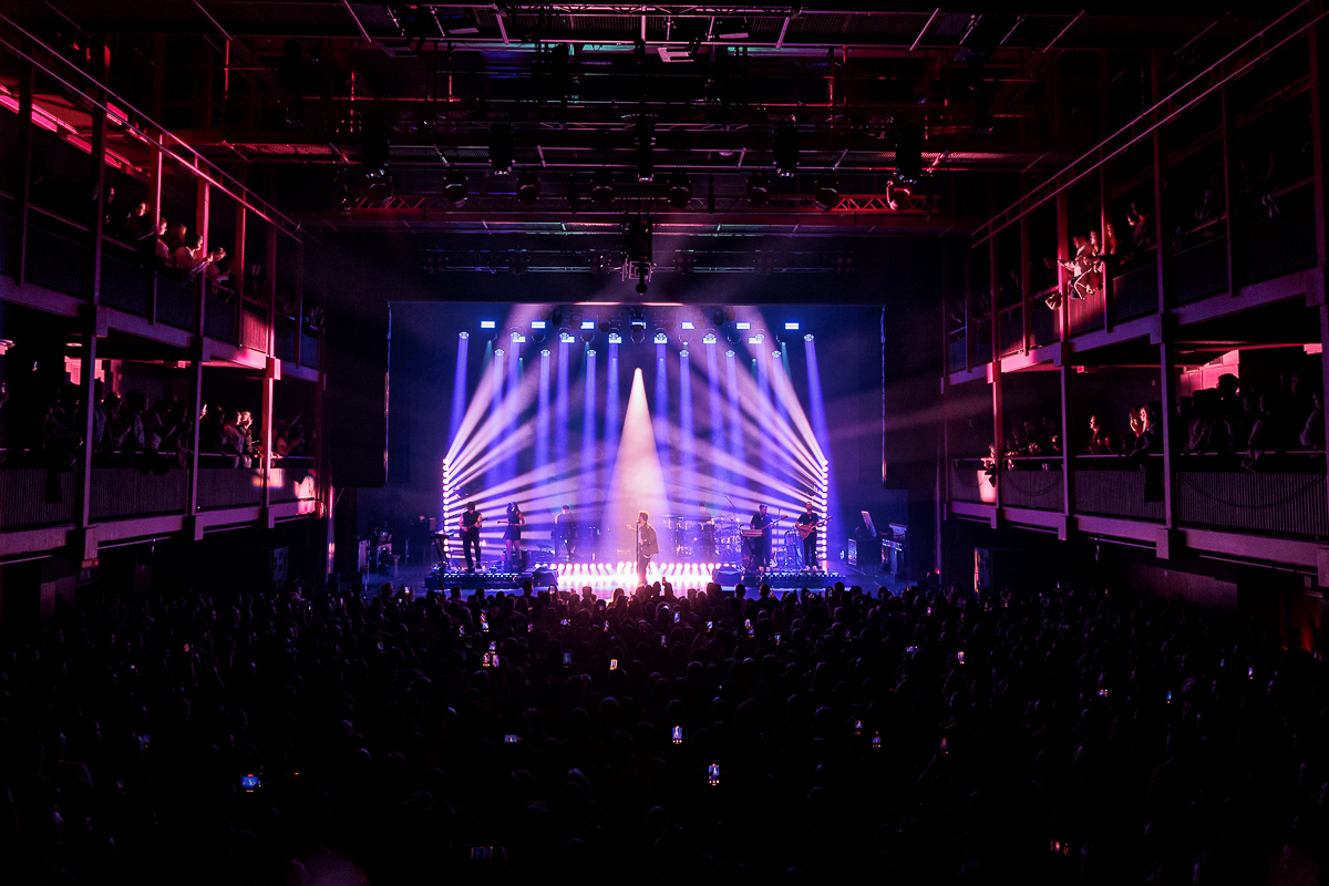 Calum Scott @ AB, picture 16, photographed by Peter Smet - FrontView Magazine