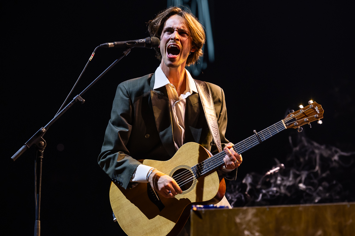 Iskander Moon @ AFAS Dome, picture 2, photographed by Marc Verdonck - FrontView Magazine