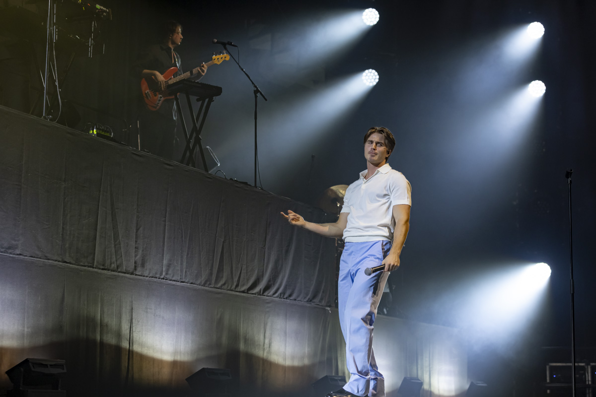 Maksim @ Lotto Arena, picture 4, photographed by dirk janssens - FrontView Magazine