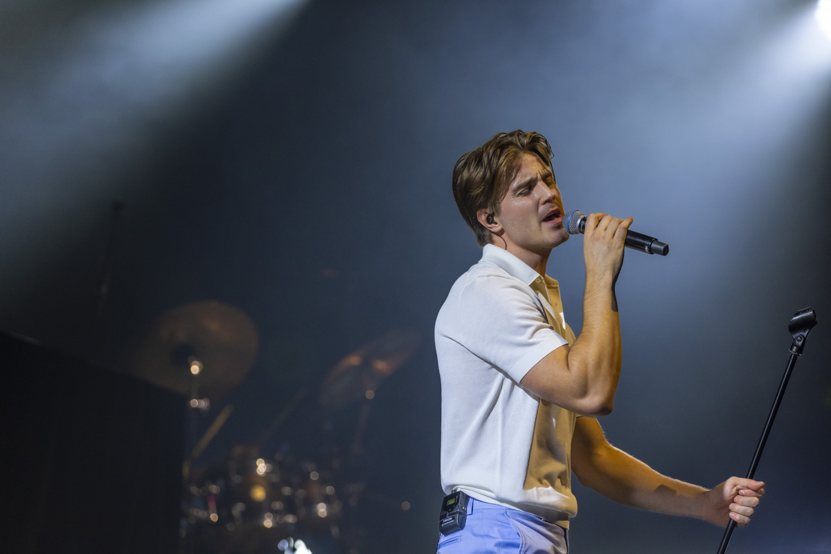 Maksim @ Lotto Arena, picture 12, photographed by dirk janssens - FrontView Magazine