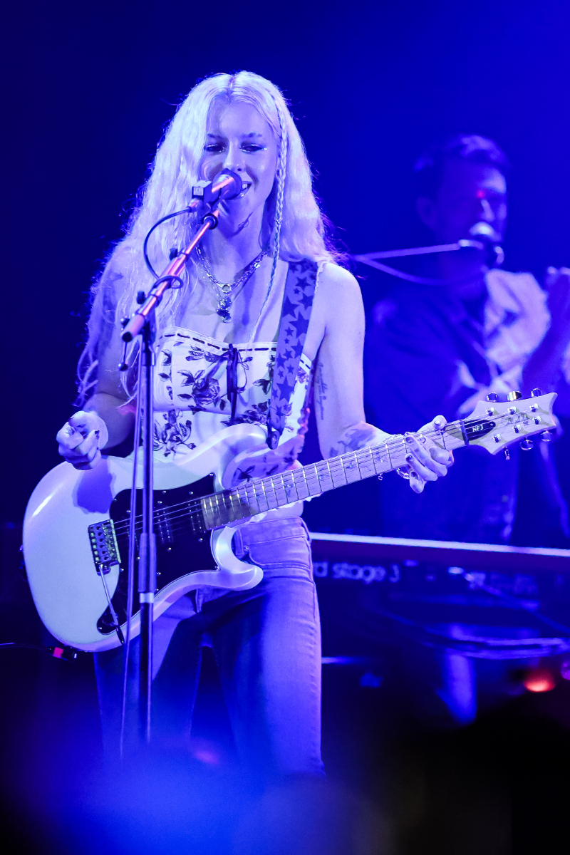 Maren Morris @ Trix, foto 10, foto's door Kitty van de Waart - FrontView Magazine
