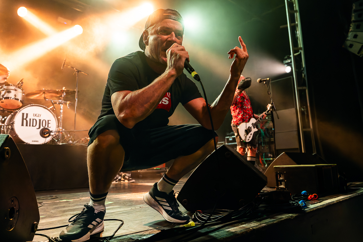 Ugly Kid Joe @ Trix, foto 9, foto's door David Johnson - FrontView Magazine