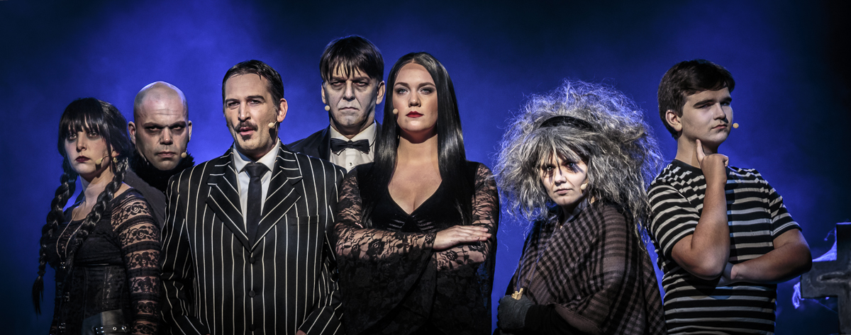 Musical The Addams Family @ CC Vredeberg, picture 1, photographed by Alex Wyckmans - FrontView Magazine