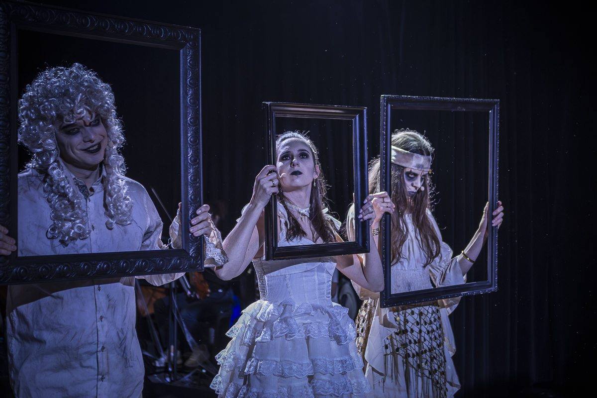 Musical The Addams Family @ CC Vredeberg, picture 5, photographed by Alex Wyckmans - FrontView Magazine