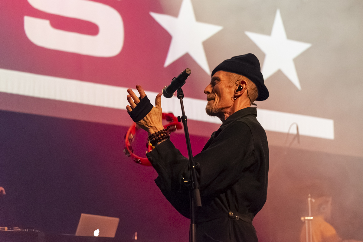 Stereo MC's @ De Roma, picture 6, photographed by Bart Janssens - FrontView Magazine
