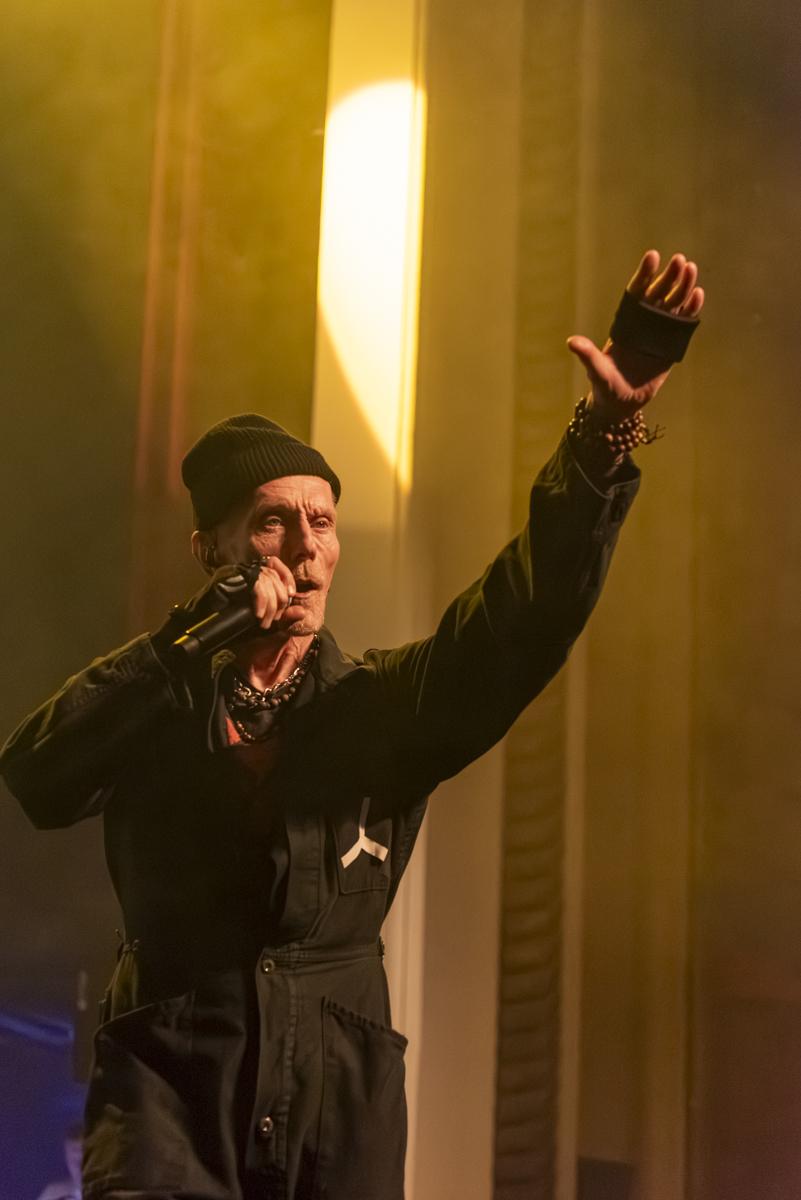 Stereo MC's @ De Roma, picture 17, photographed by Bart Janssens - FrontView Magazine