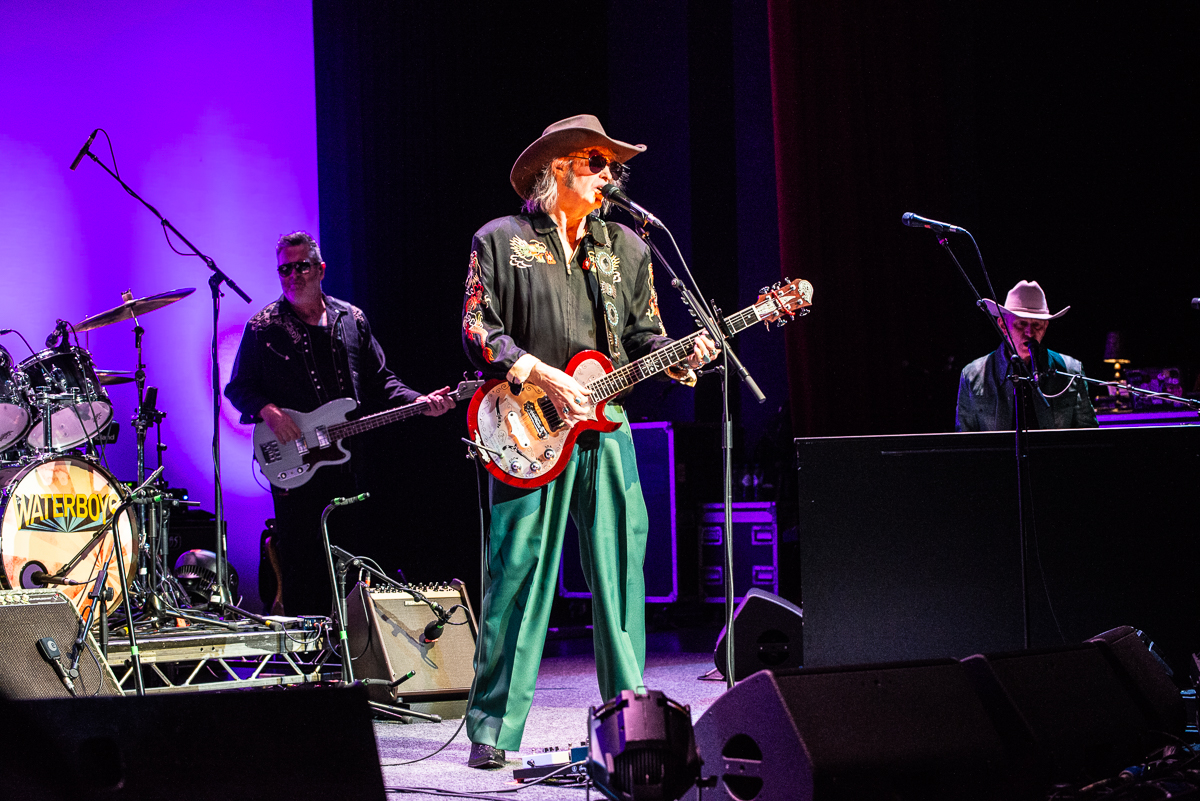 The Waterboys @ Koninklijk Circus, foto 10, foto's door Raf Van Daele - FrontView Magazine