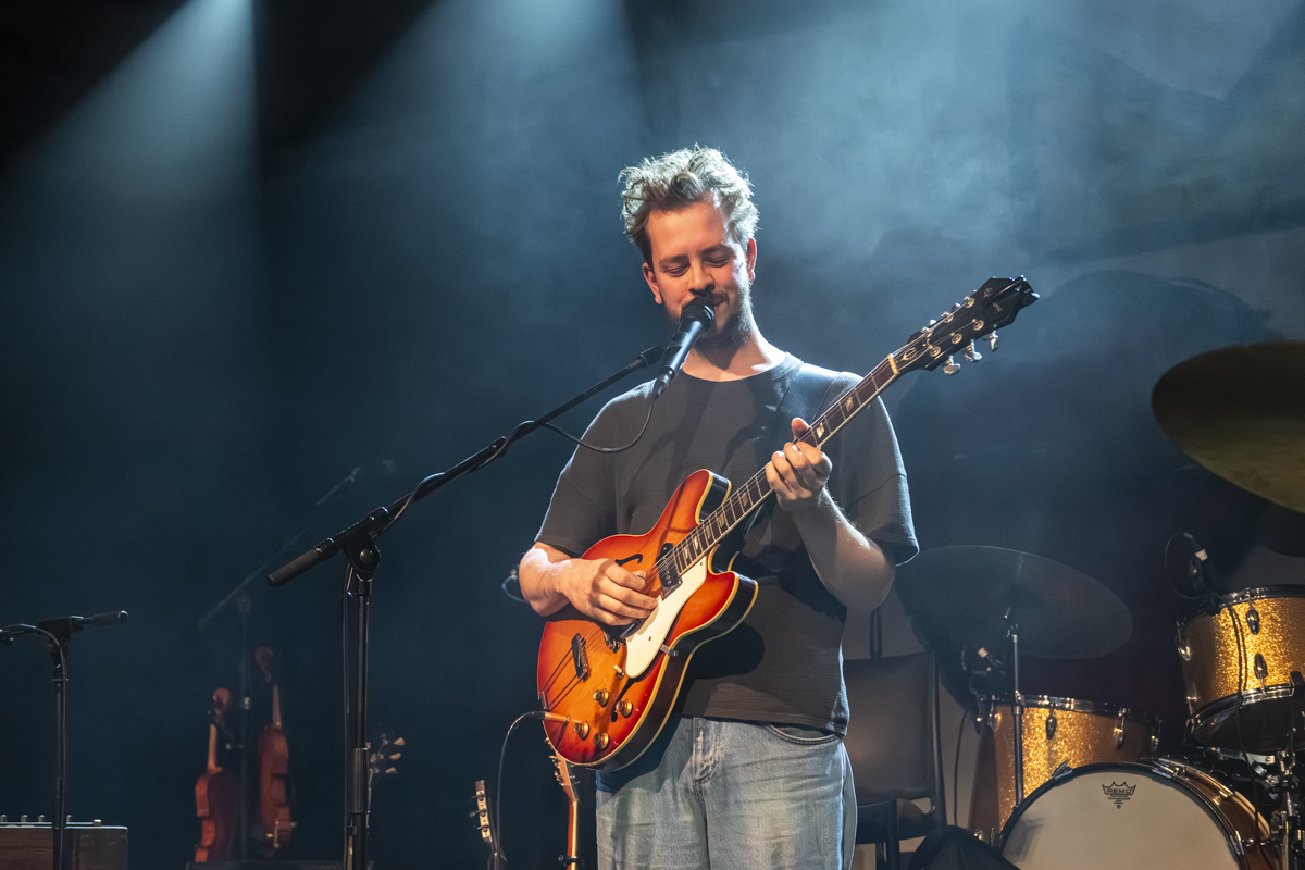 Brent Beukelaer @ De Casino, picture 3, photographed by Bart Janssens - FrontView Magazine