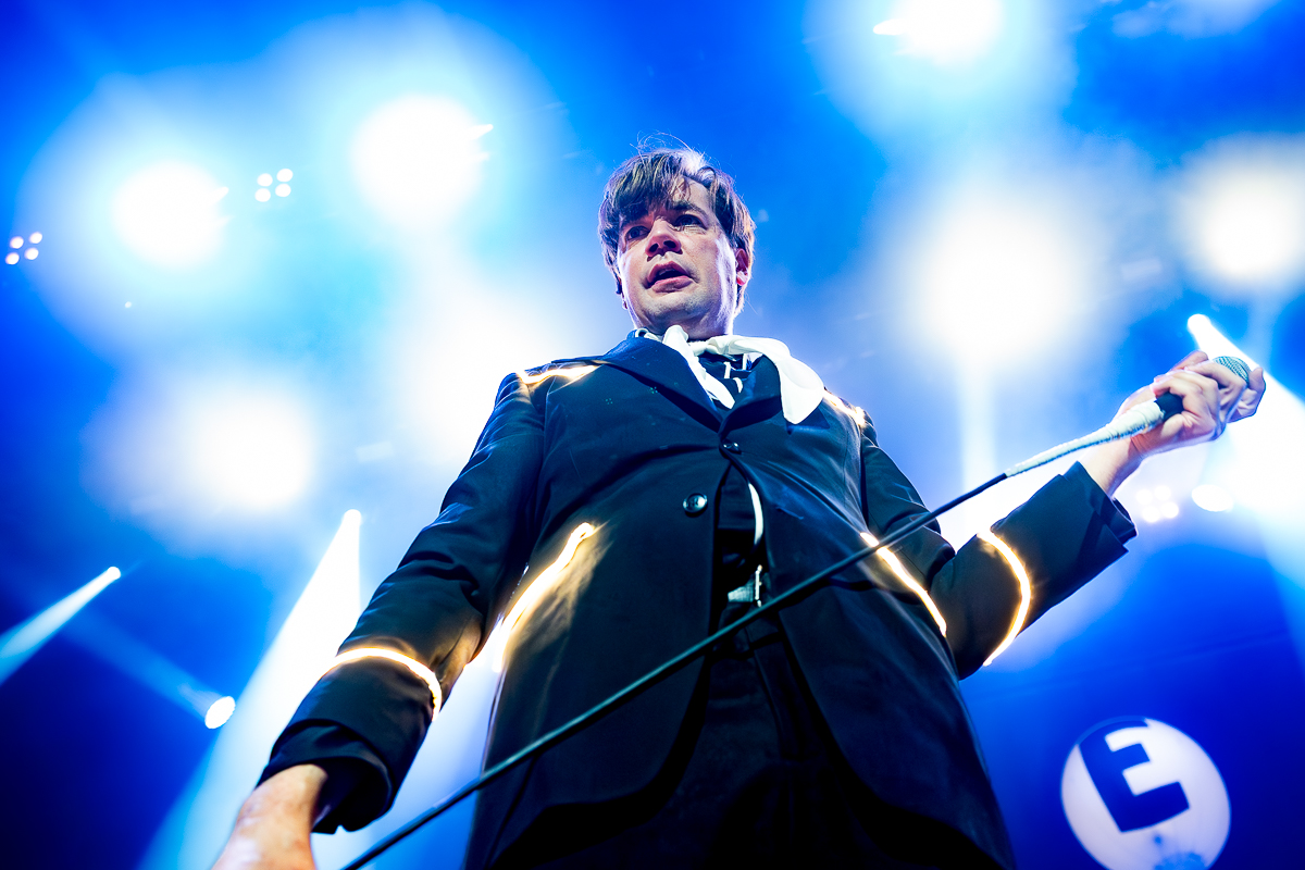 The Hives @ Vorst Nationaal, picture 2, photographed by Dorien Goetschalckx - FrontView Magazine