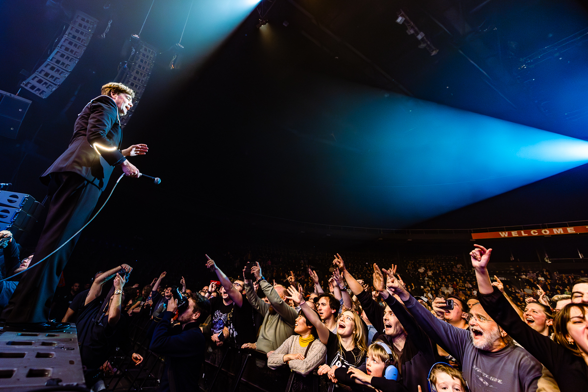 The Hives @ Vorst Nationaal, picture 8, photographed by Dorien Goetschalckx - FrontView Magazine
