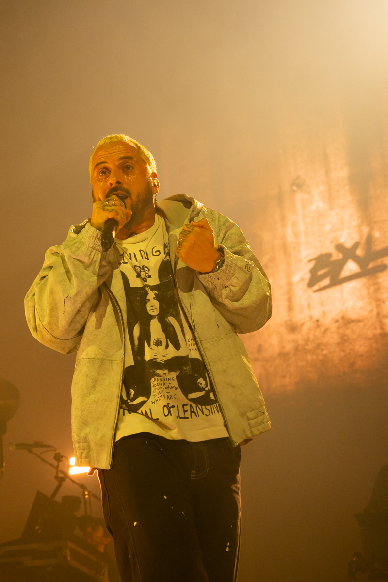 Zwangere Guy @ ING Arena, foto 6, foto's door Koen Marcoen - FrontView Magazine
