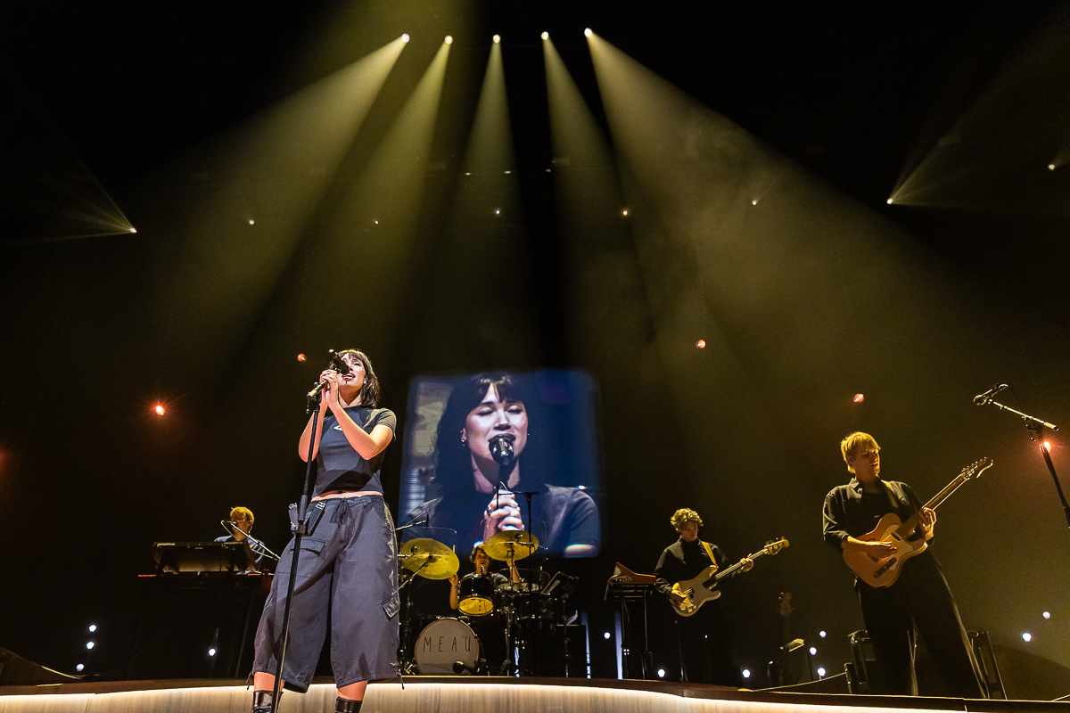 Meau @ Lotto Arena, picture 18, photographed by Marc Verdonck - FrontView Magazine