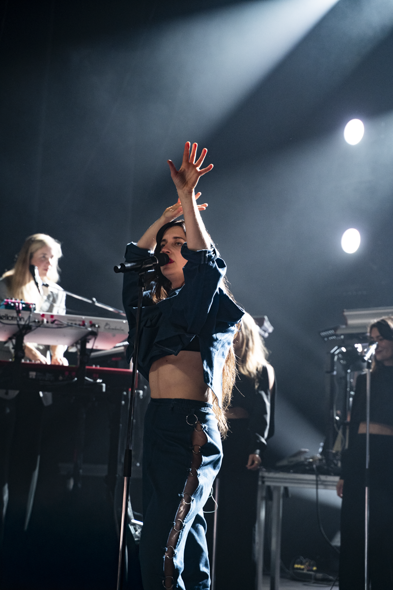 Radio 1 Sessies met Eefje De Visser @ Arenberg, picture 13, photographed by Tine Van Daele - FrontView Magazine