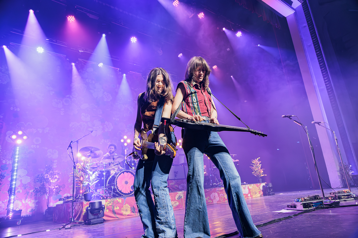 Larkin Poe @ De Roma, foto 12, foto's door Peter Smet - FrontView Magazine