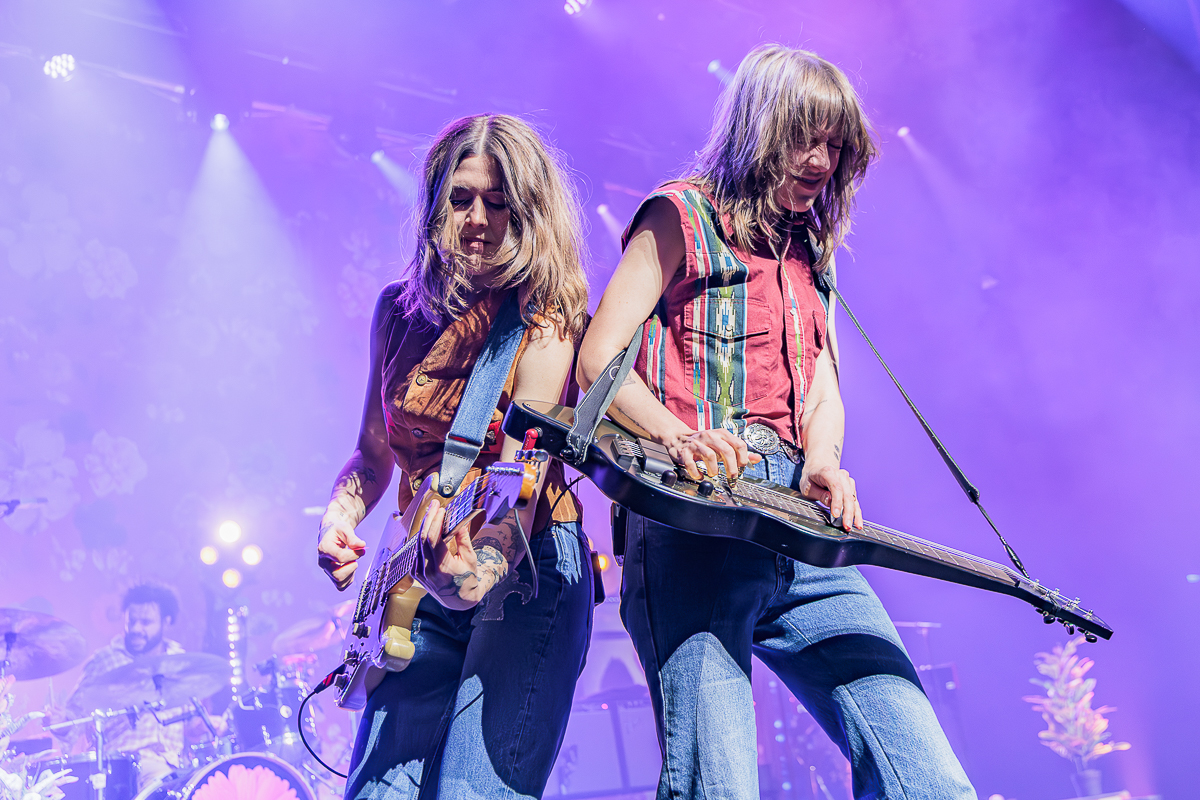 Larkin Poe @ De Roma, foto 13, foto's door Peter Smet - FrontView Magazine