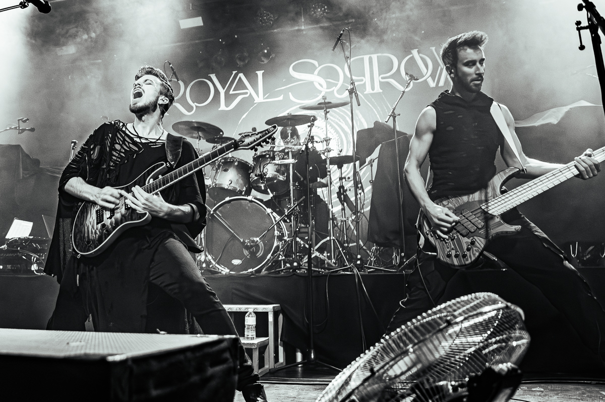 Royal Sorrow @ Trix, picture 1, photographed by Anoek Houben - FrontView Magazine