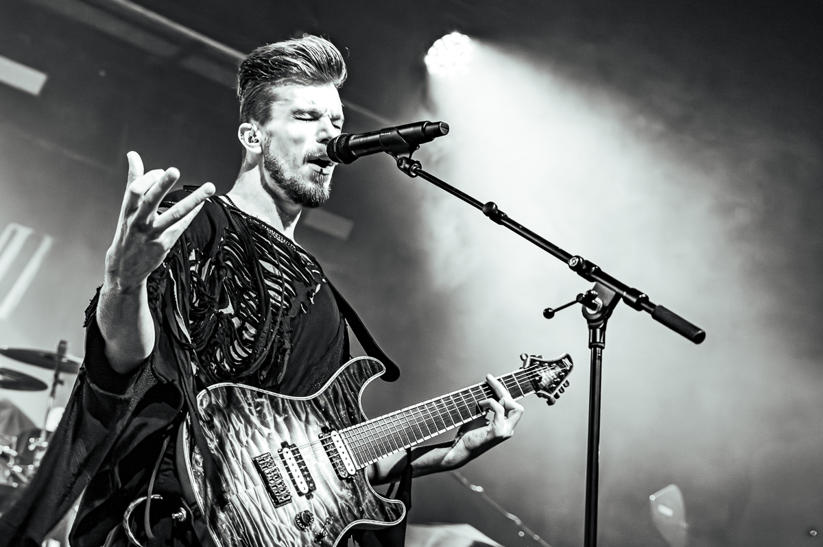 Royal Sorrow @ Trix, picture 4, photographed by Anoek Houben - FrontView Magazine