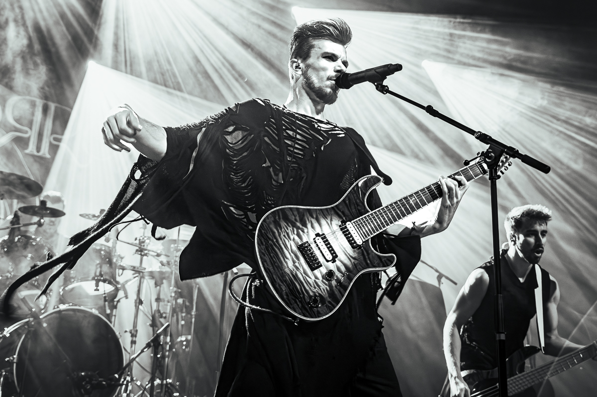 Royal Sorrow @ Trix, picture 5, photographed by Anoek Houben - FrontView Magazine