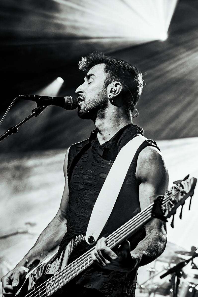 Royal Sorrow @ Trix, picture 6, photographed by Anoek Houben - FrontView Magazine
