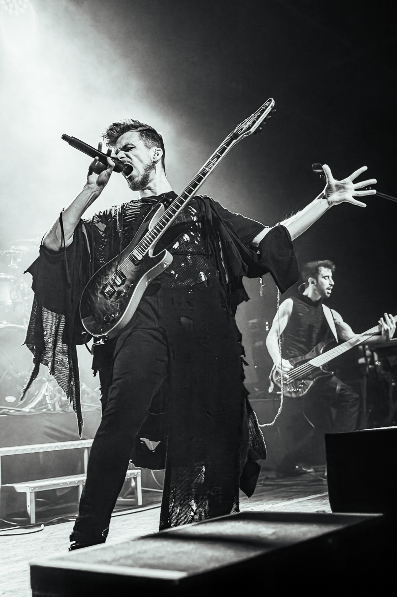 Royal Sorrow @ Trix, picture 11, photographed by Anoek Houben - FrontView Magazine