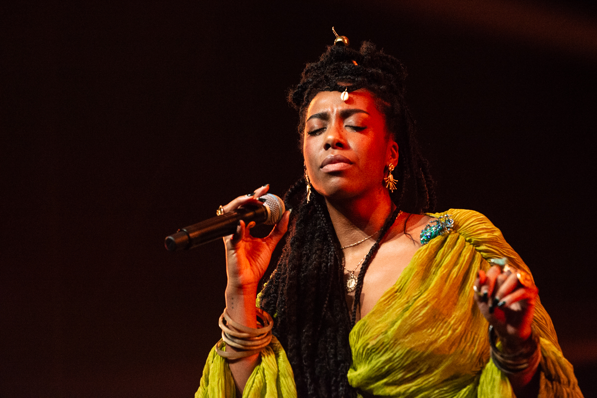 Zap Mama - Radio1 Sessies @ Arenbergschouwburg, foto 5, foto's door Raf Van Daele - FrontView Magazine