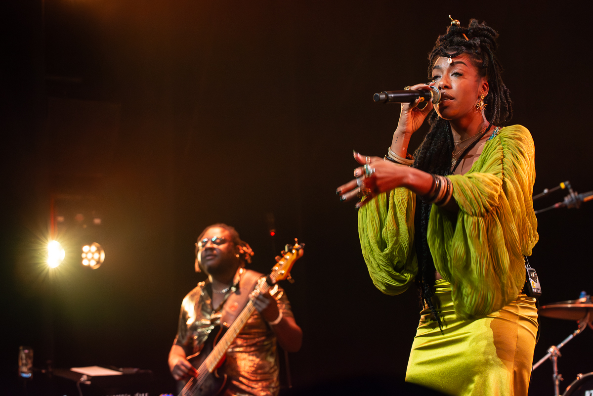 Zap Mama - Radio1 Sessies @ Arenbergschouwburg, foto 6, foto's door Raf Van Daele - FrontView Magazine