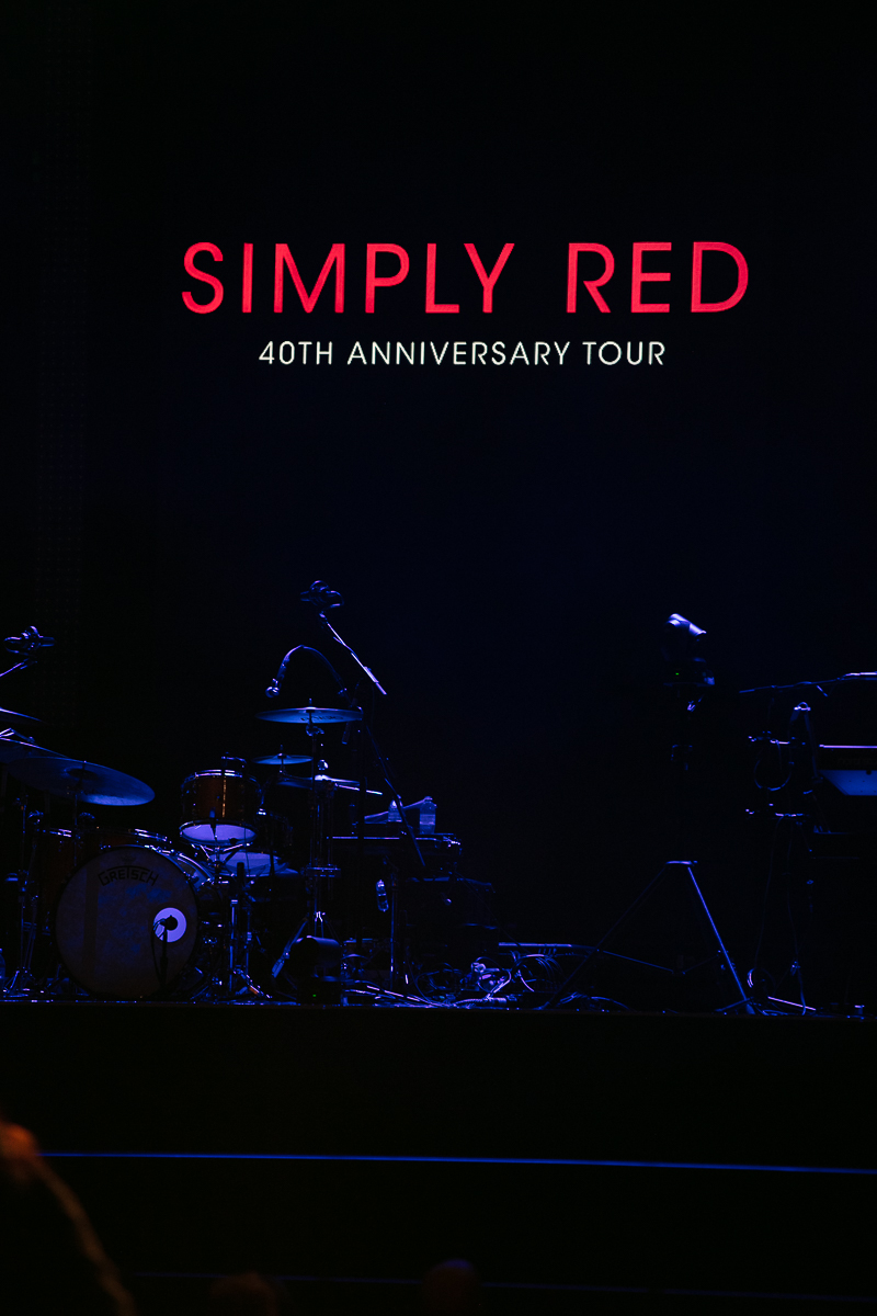 Simply Red - 40th anniversary tour @ Zénith Lille, foto 1, foto's door Anais Callens - FrontView Magazine