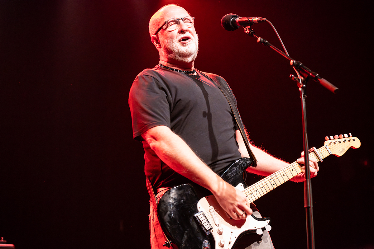 Bob Mould Band @ Het Depot, picture 7, photographed by Johan Allaert - FrontView Magazine