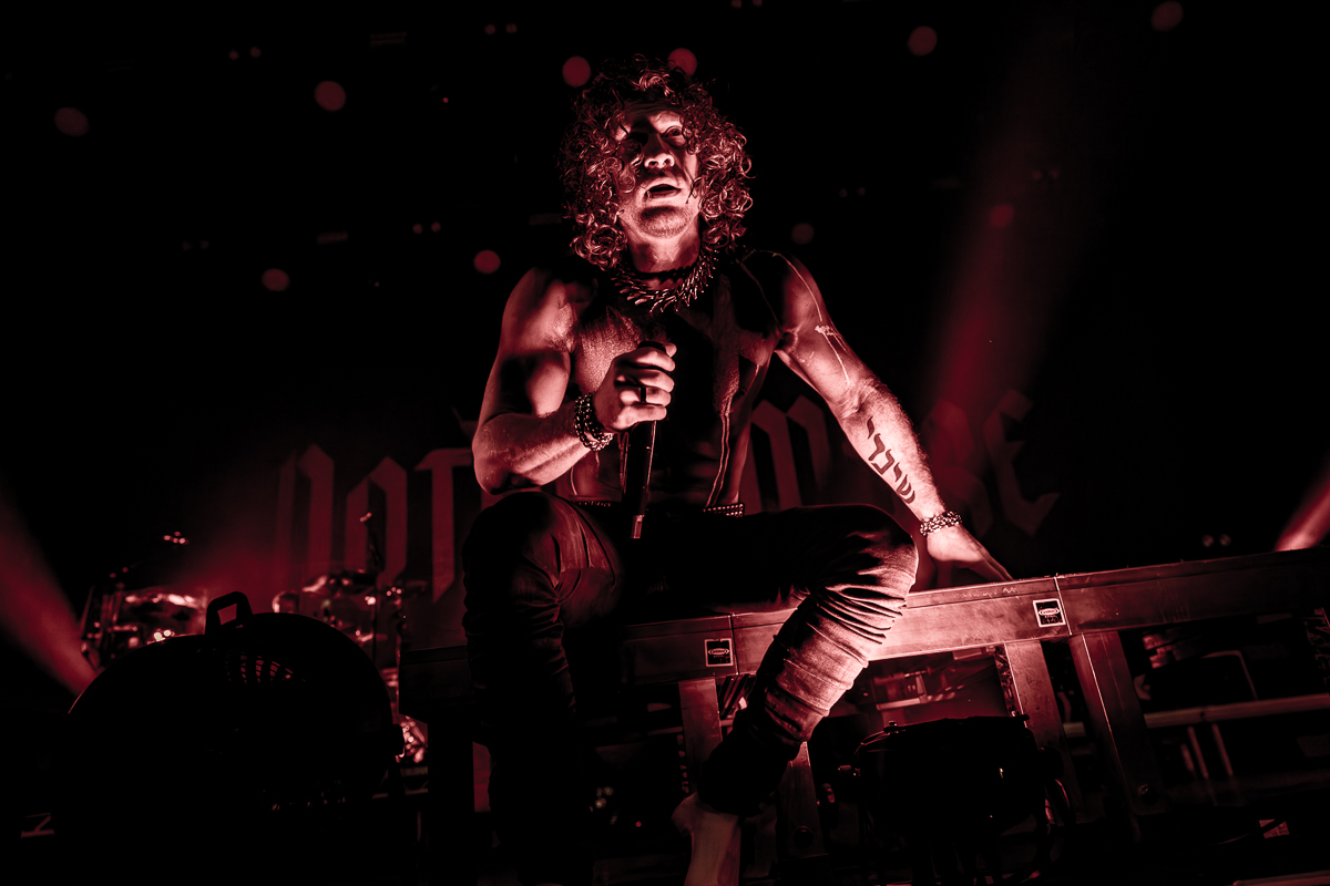 Nothing More @ 013, picture 11, photographed by Dorien Goetschalckx - FrontView Magazine