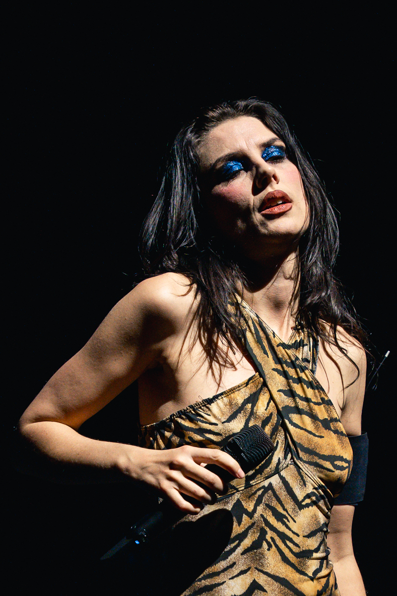 Wolf Alice @ Cirque Royal, foto 5, foto's door Jelle Meersschaut - FrontView Magazine