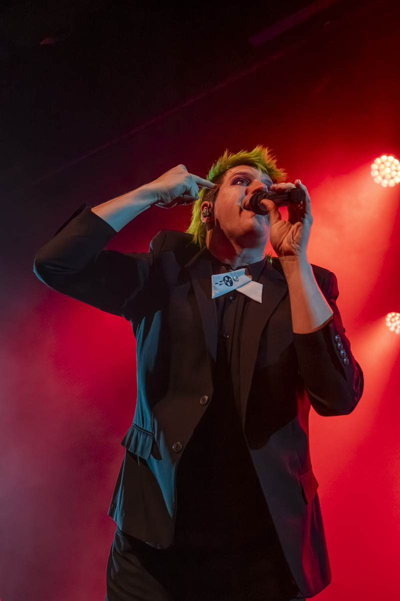 The Funeral Portrait @ Trix, picture 3, photographed by Bart Janssens - FrontView Magazine