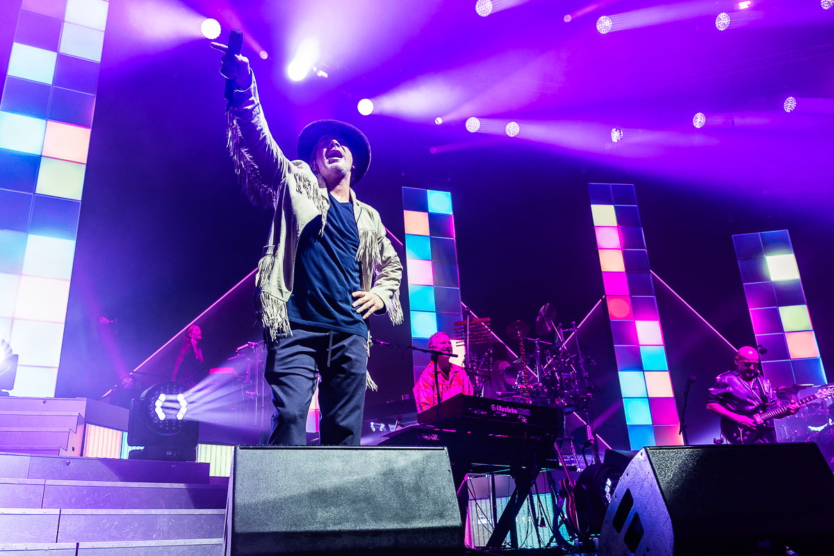 Jamiroquai @ ING Arena, picture 10, photographed by David Johnson - FrontView Magazine