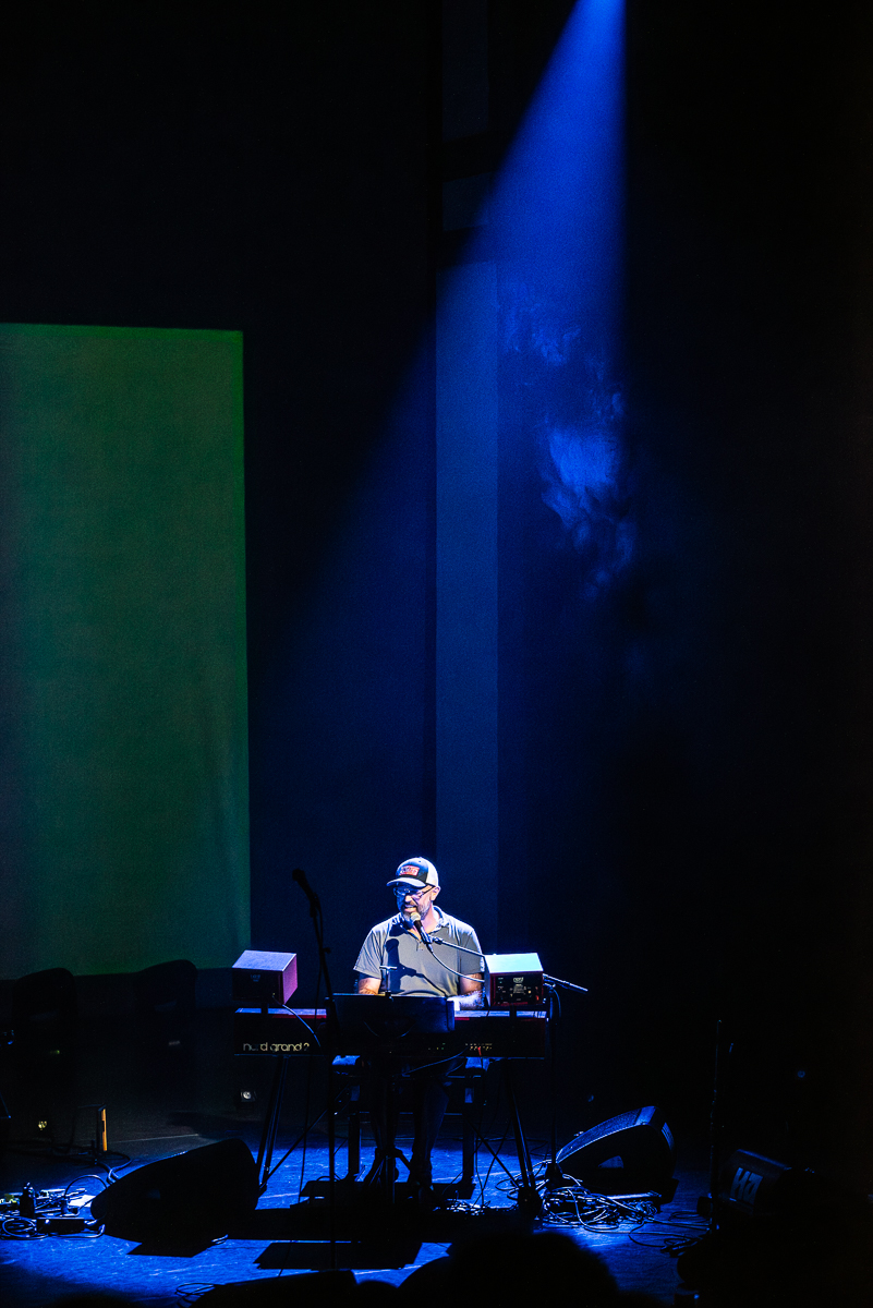 Isbells - And the noise settles @ Handeslbeurs Gent, picture 6, photographed by Raf Van Daele - FrontView Magazine