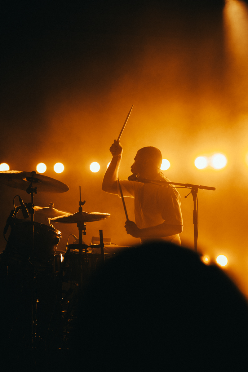 Equal Idiots @ De Casino, picture 1, photographed by Simon Coppens - FrontView Magazine