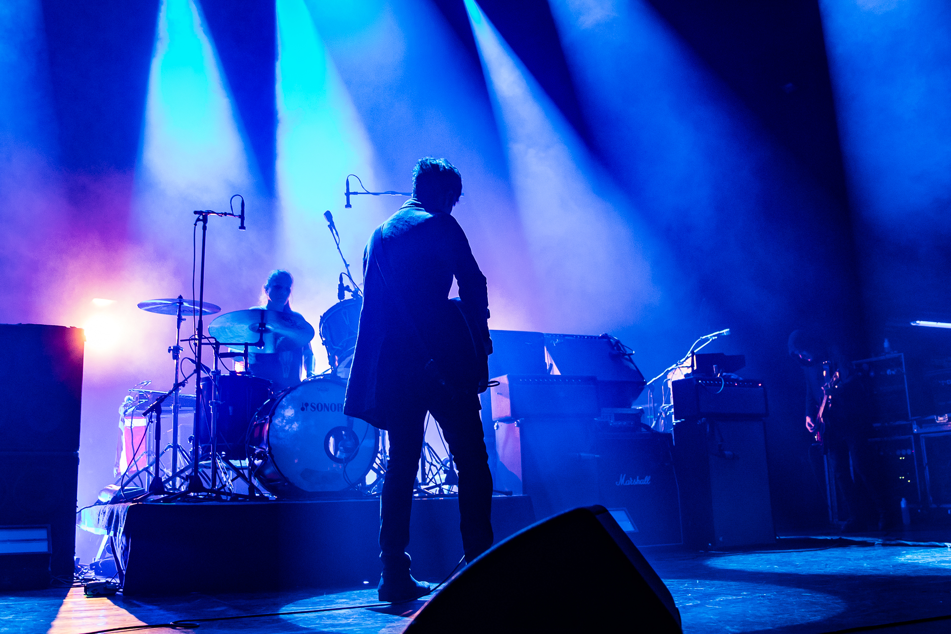 Black Rebel Motorcycle Club @ De Roma, picture 13, photographed by Jürgen Bruynooghe - FrontView Magazine