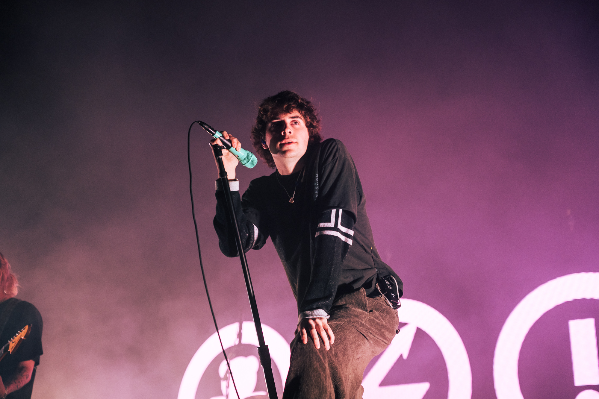 Royel Otis @ Vorst Nationaal, picture 5, photographed by Claudia Guldentops - FrontView Magazine
