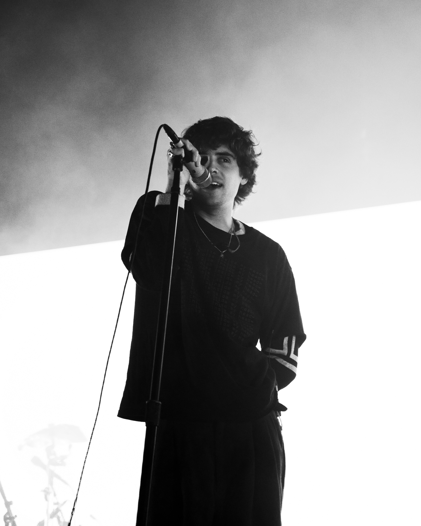 Royel Otis @ Vorst Nationaal, picture 6, photographed by Claudia Guldentops - FrontView Magazine