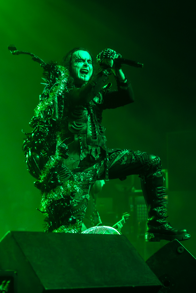 Cradle of Filth @ TRIX Antwerpen, picture 3, photographed by Peter Casie - FrontView Magazine