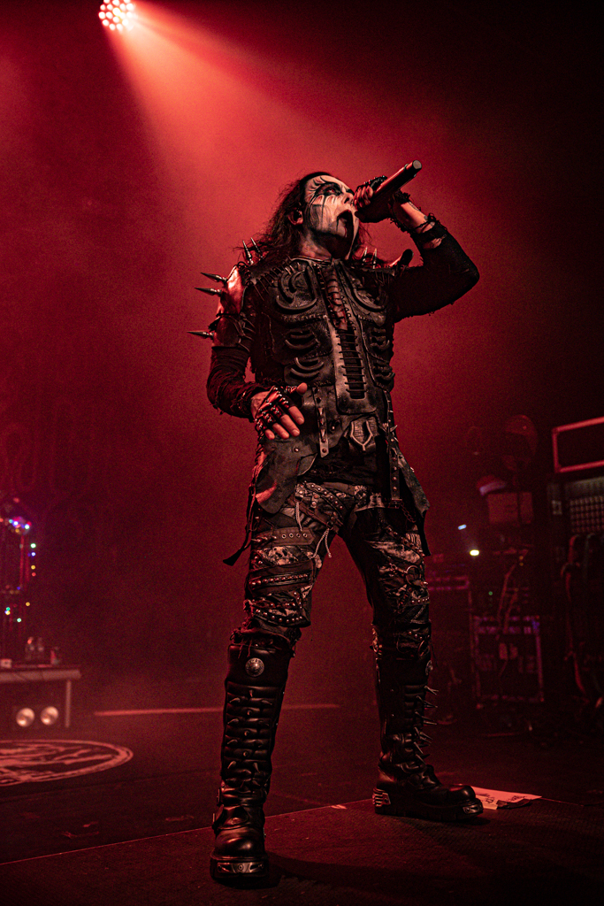 Cradle of Filth @ TRIX Antwerpen, picture 14, photographed by Peter Casie - FrontView Magazine