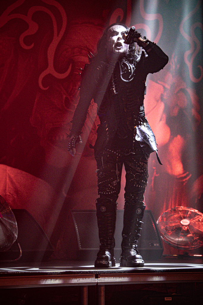 Cradle of Filth @ TRIX Antwerpen, picture 22, photographed by Peter Casie - FrontView Magazine