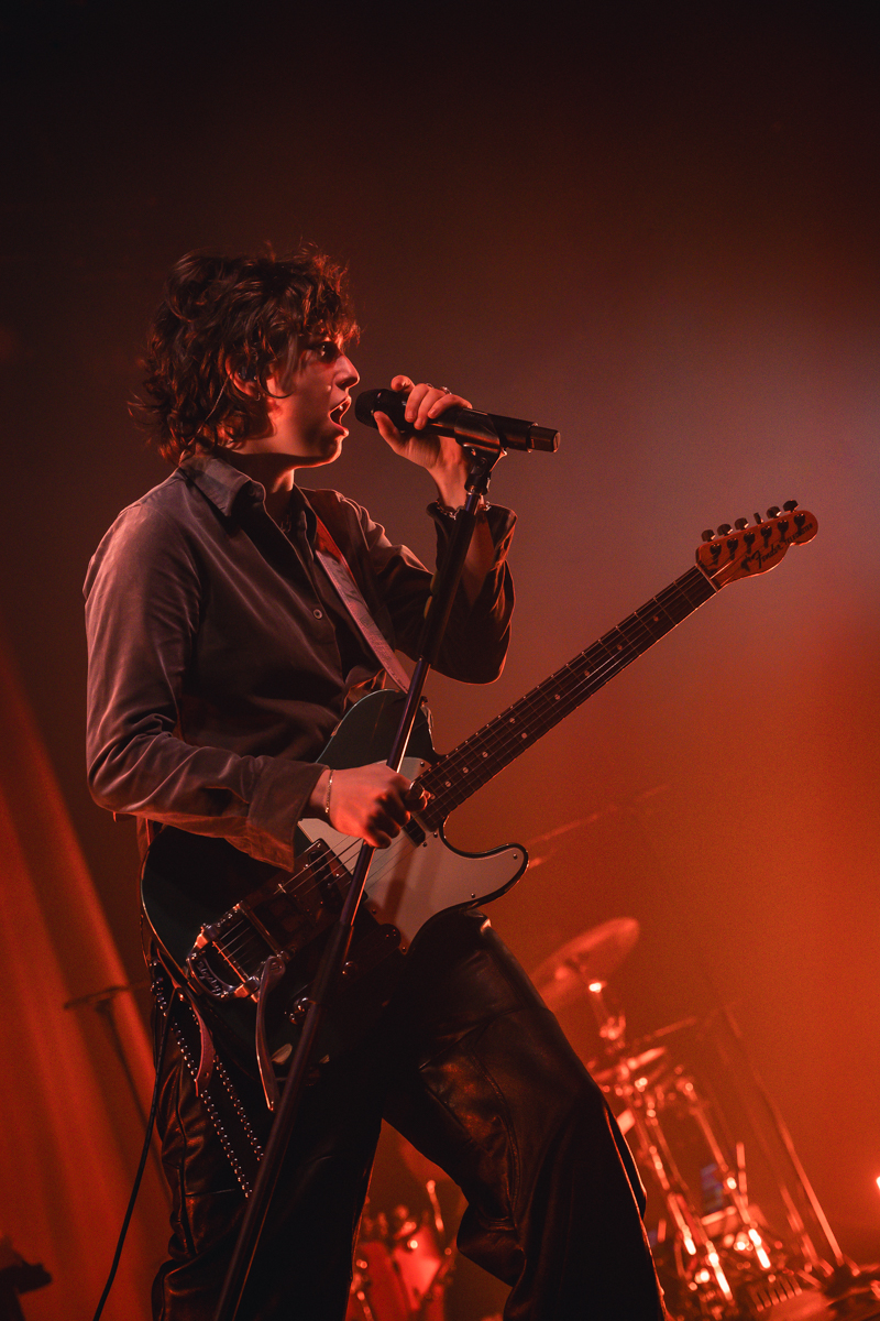 King Princess @ La Madeleine, picture 3, photographed by Jelle Meersschaut - FrontView Magazine