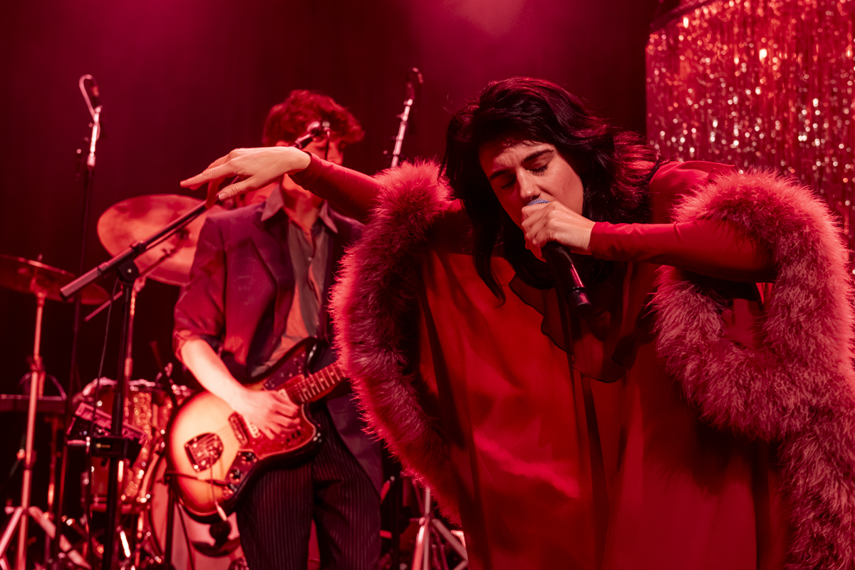 Sylvie Kreusch @ De Casino, picture 6, photographed by Bart Janssens - FrontView Magazine