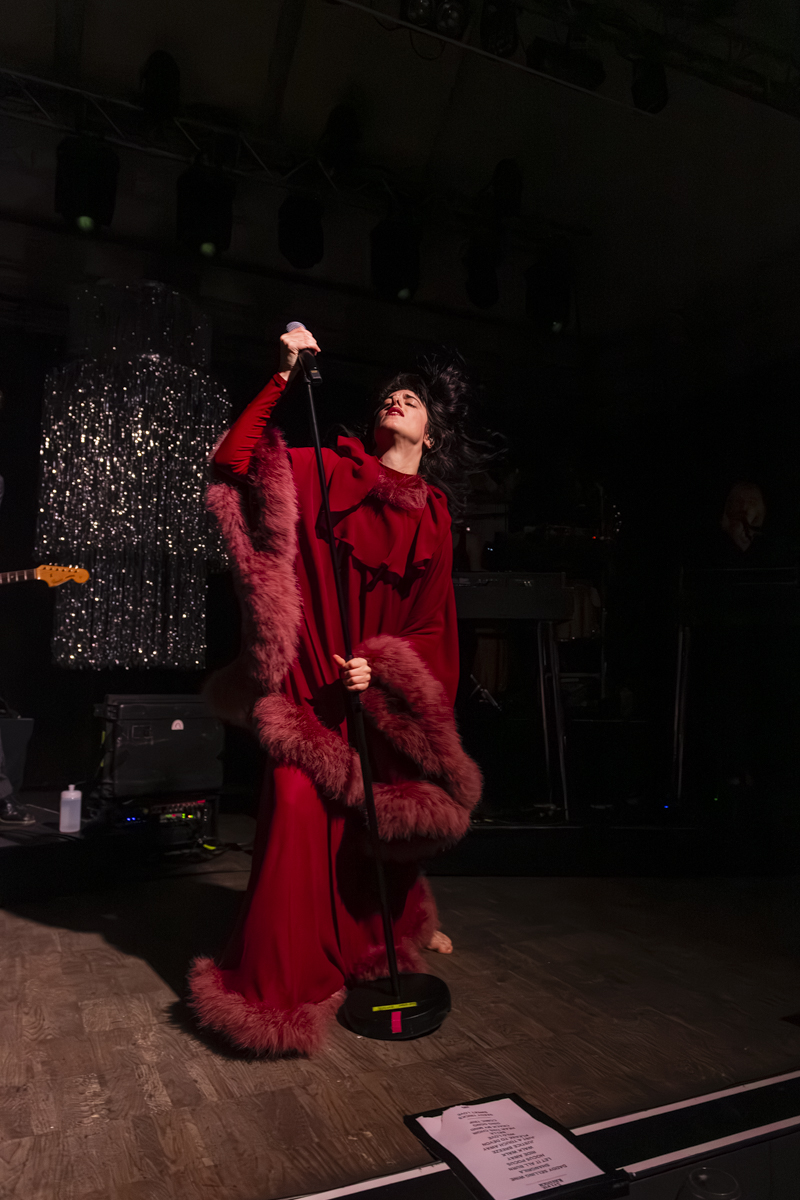 Sylvie Kreusch @ De Casino, picture 13, photographed by Bart Janssens - FrontView Magazine
