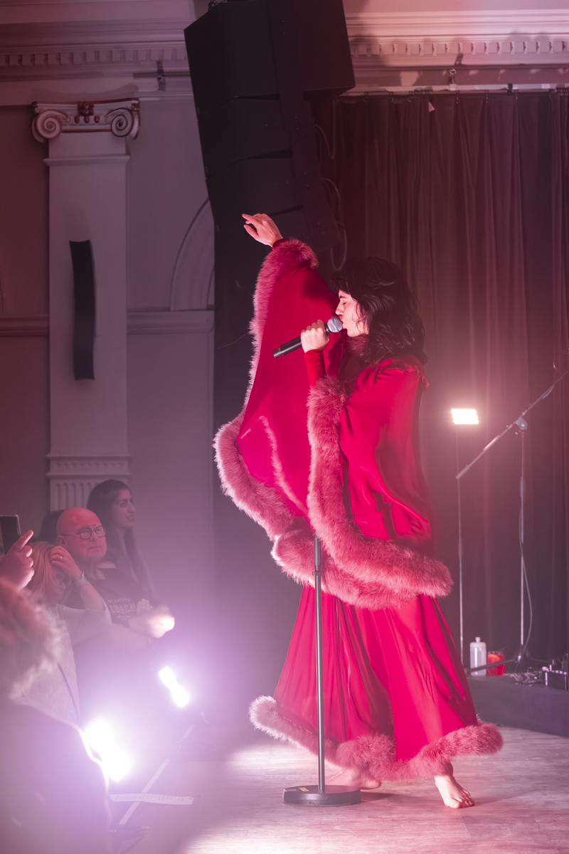 Sylvie Kreusch @ De Casino, picture 15, photographed by Bart Janssens - FrontView Magazine