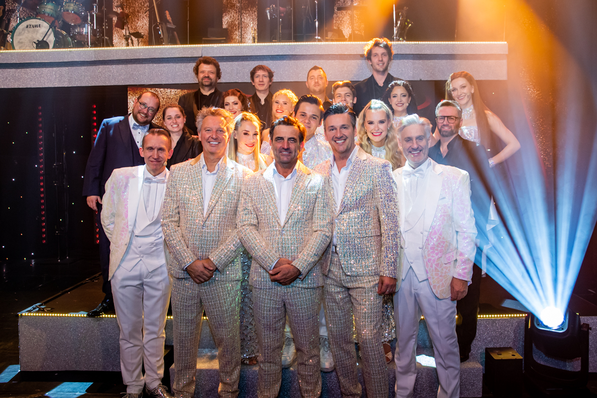 Première Winterrevue - Jubilee @ Theater Elckerlyc, picture 71, photographed by Goele Bormans - FrontView Magazine