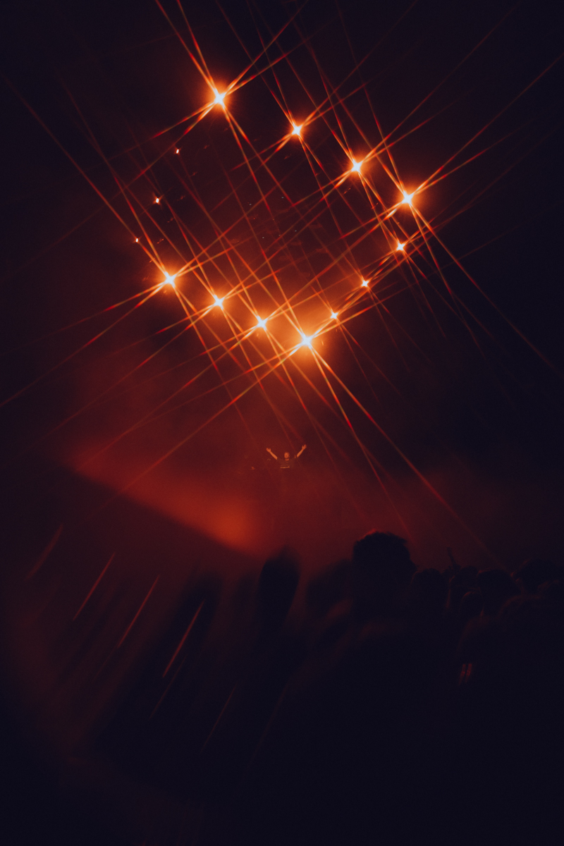 USED:LIVE @ Lotto Arena, picture 10, photographed by Simon Coppens - FrontView Magazine