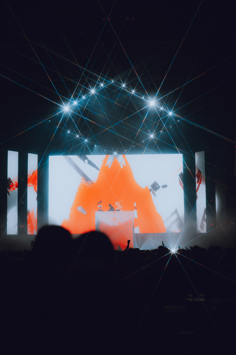 USED:LIVE @ Lotto Arena, picture 17, photographed by Simon Coppens - FrontView Magazine