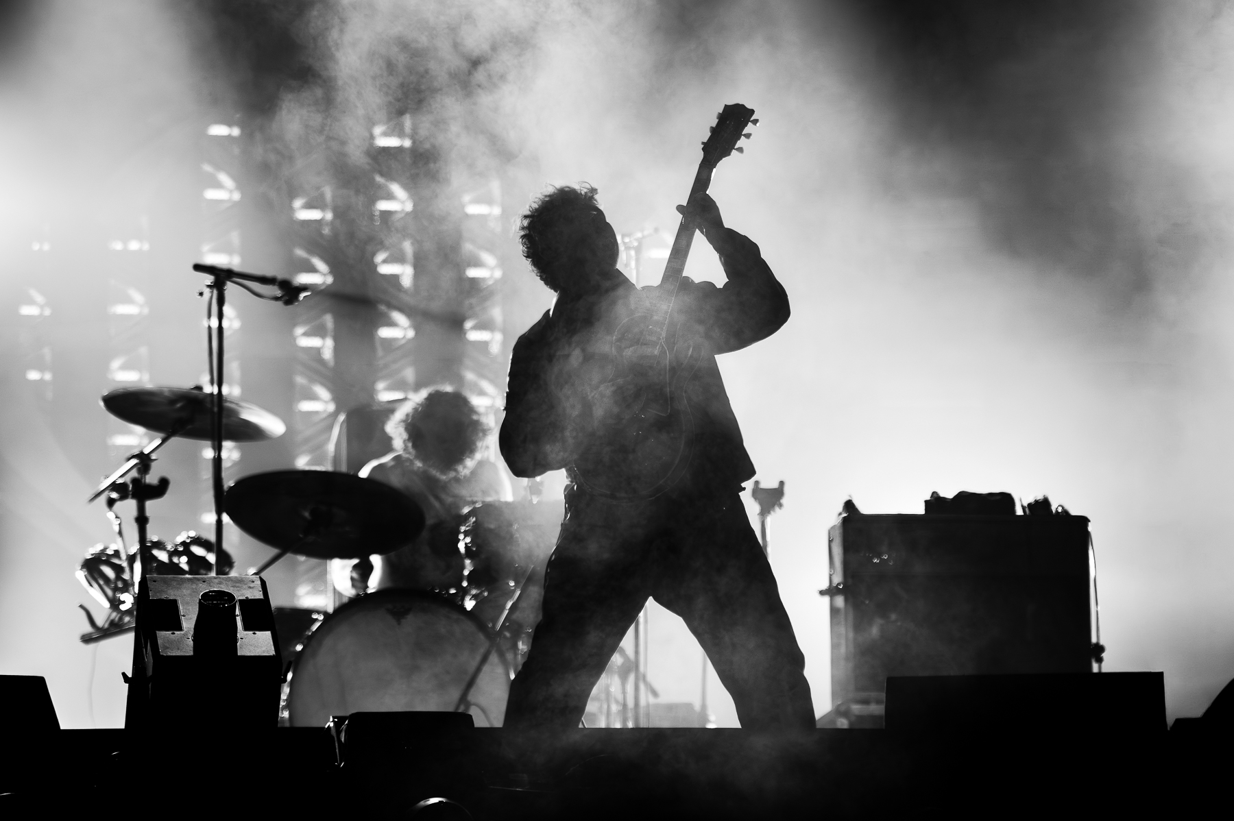SONS @ De Warmste Week, picture 3, photographed by Anoek Houben - FrontView Magazine