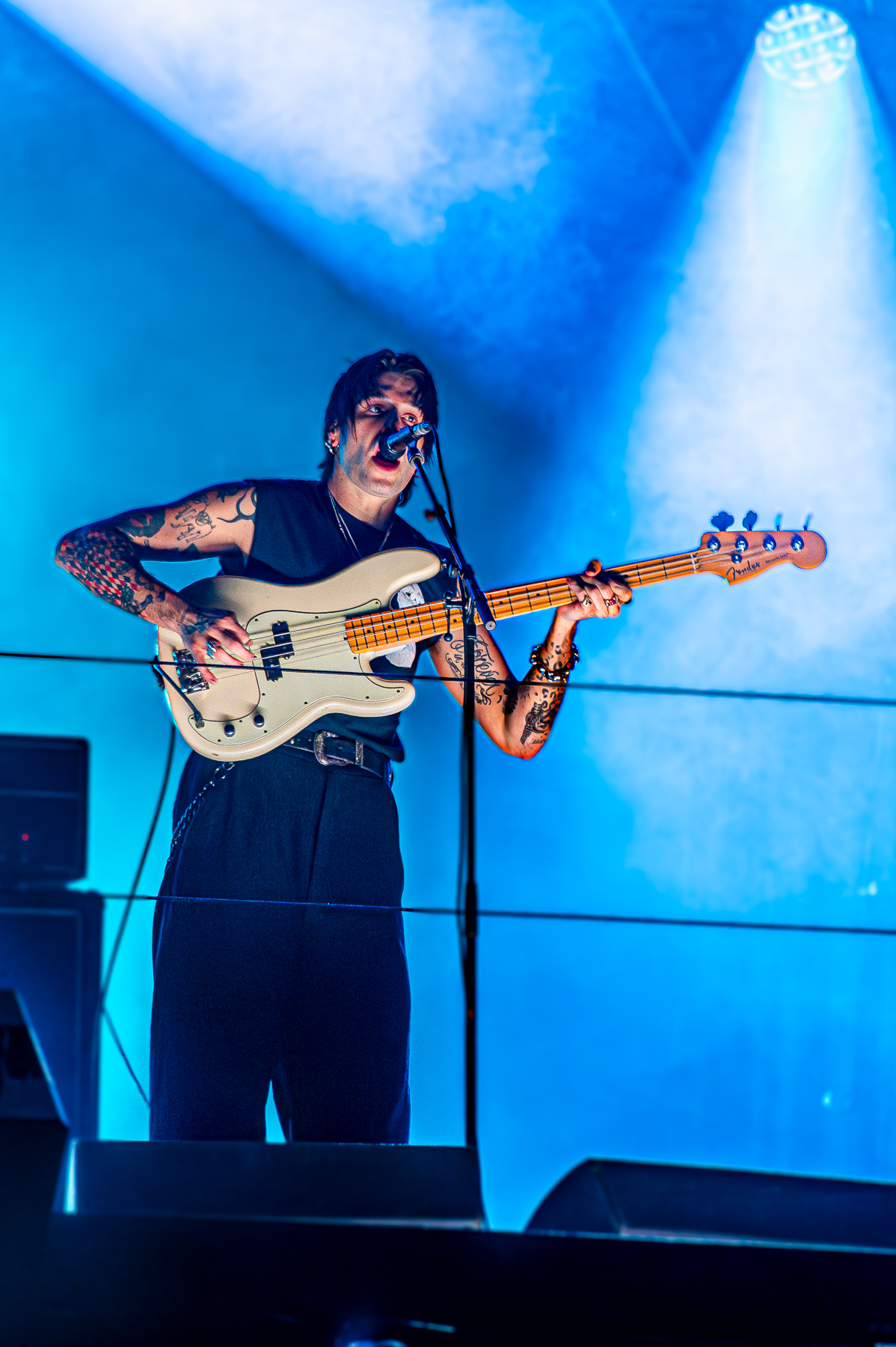 SONS @ De Warmste Week, picture 5, photographed by Anoek Houben - FrontView Magazine