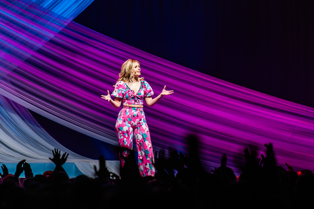 Jade Mintjens @ Lotto Arena, picture 3, photographed by Dorien Goetschalckx - FrontView Magazine